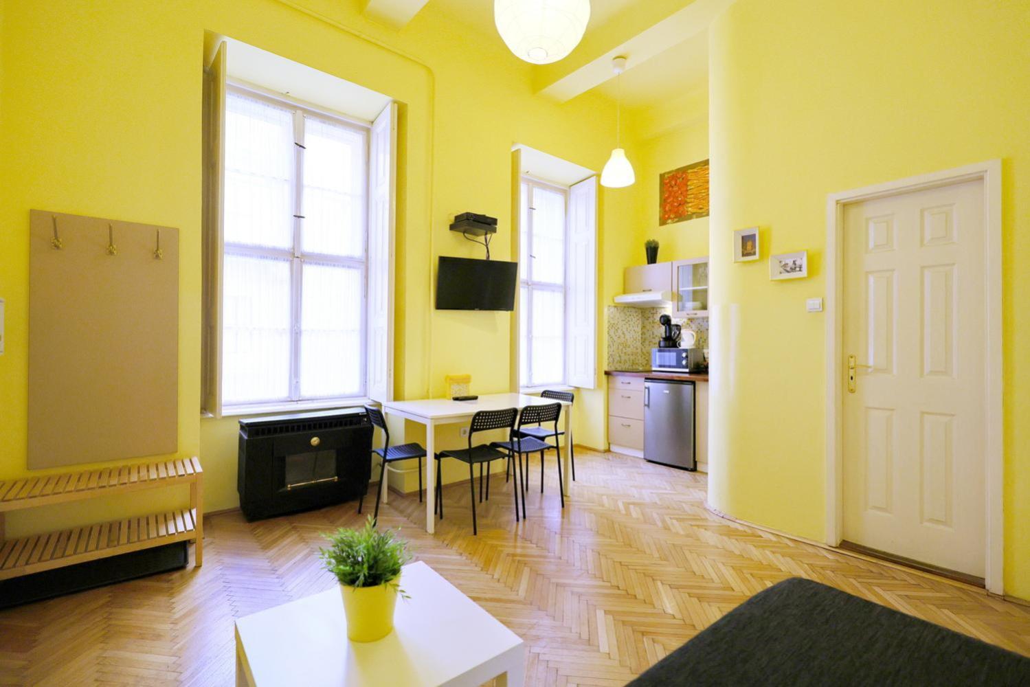 Supreme Astoria Semmelweis Apartment บูดาเปสต์ ภายนอก รูปภาพ