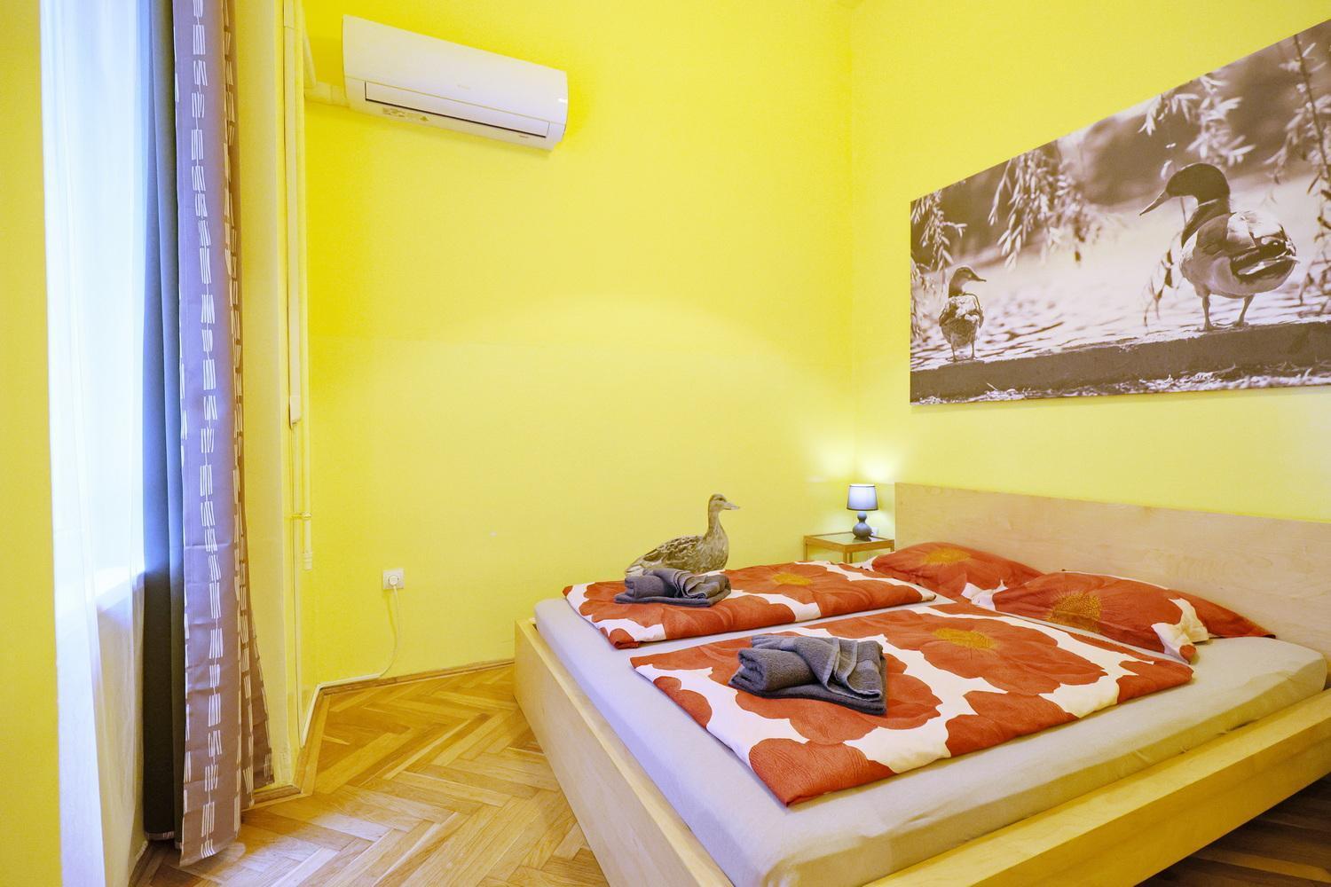 Supreme Astoria Semmelweis Apartment บูดาเปสต์ ภายนอก รูปภาพ